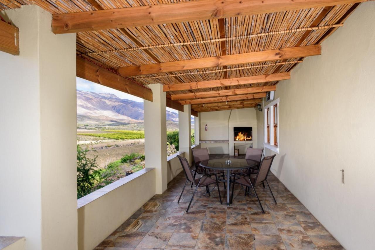 Bon Accord Farm Cottages 몬터규 외부 사진