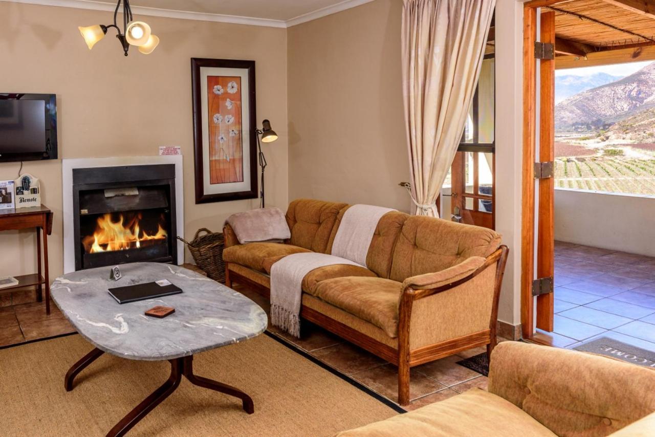 Bon Accord Farm Cottages 몬터규 외부 사진